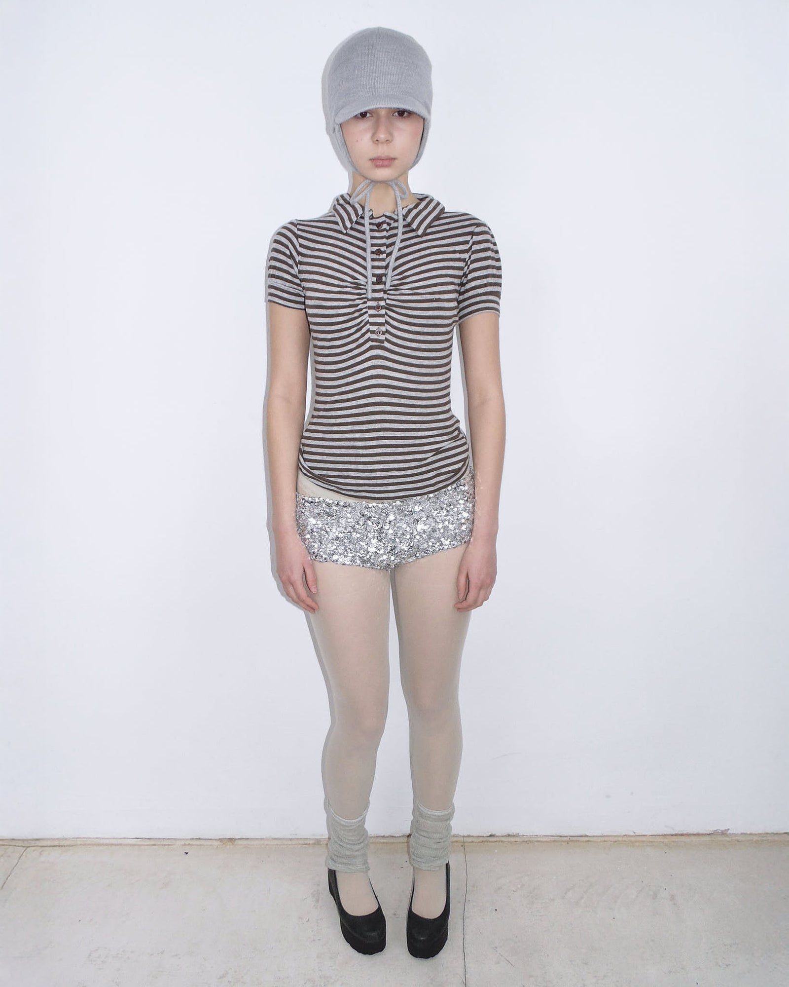 gray & brown striped tee