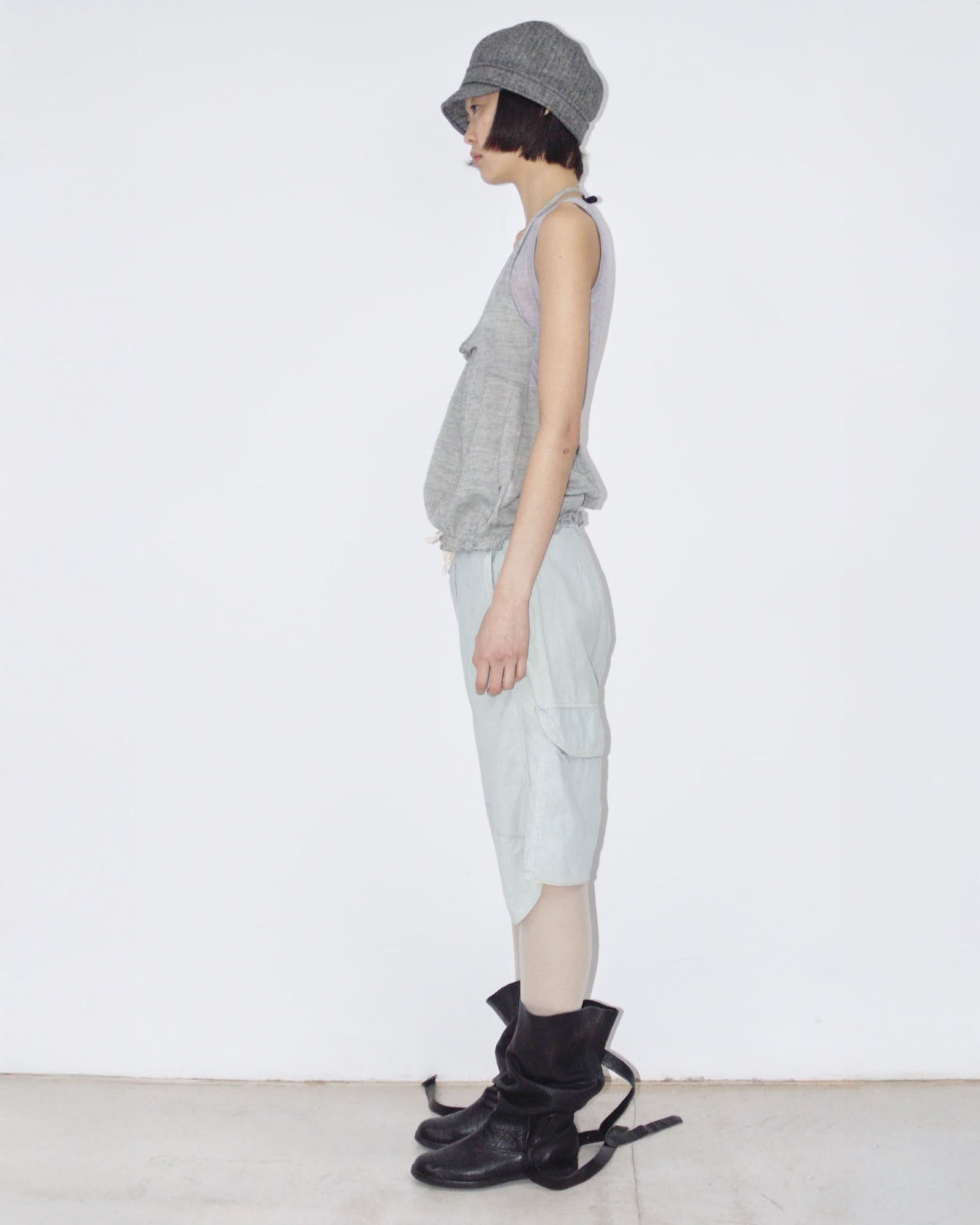 ‘acid blue’  bermudas