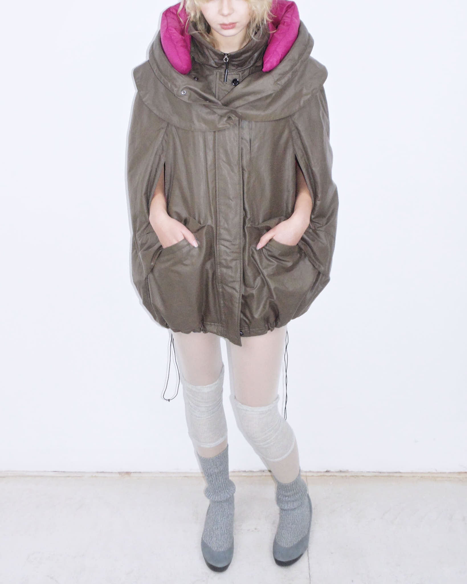 multipurpose waterproof maude jacket/poncho – ANEMONIA