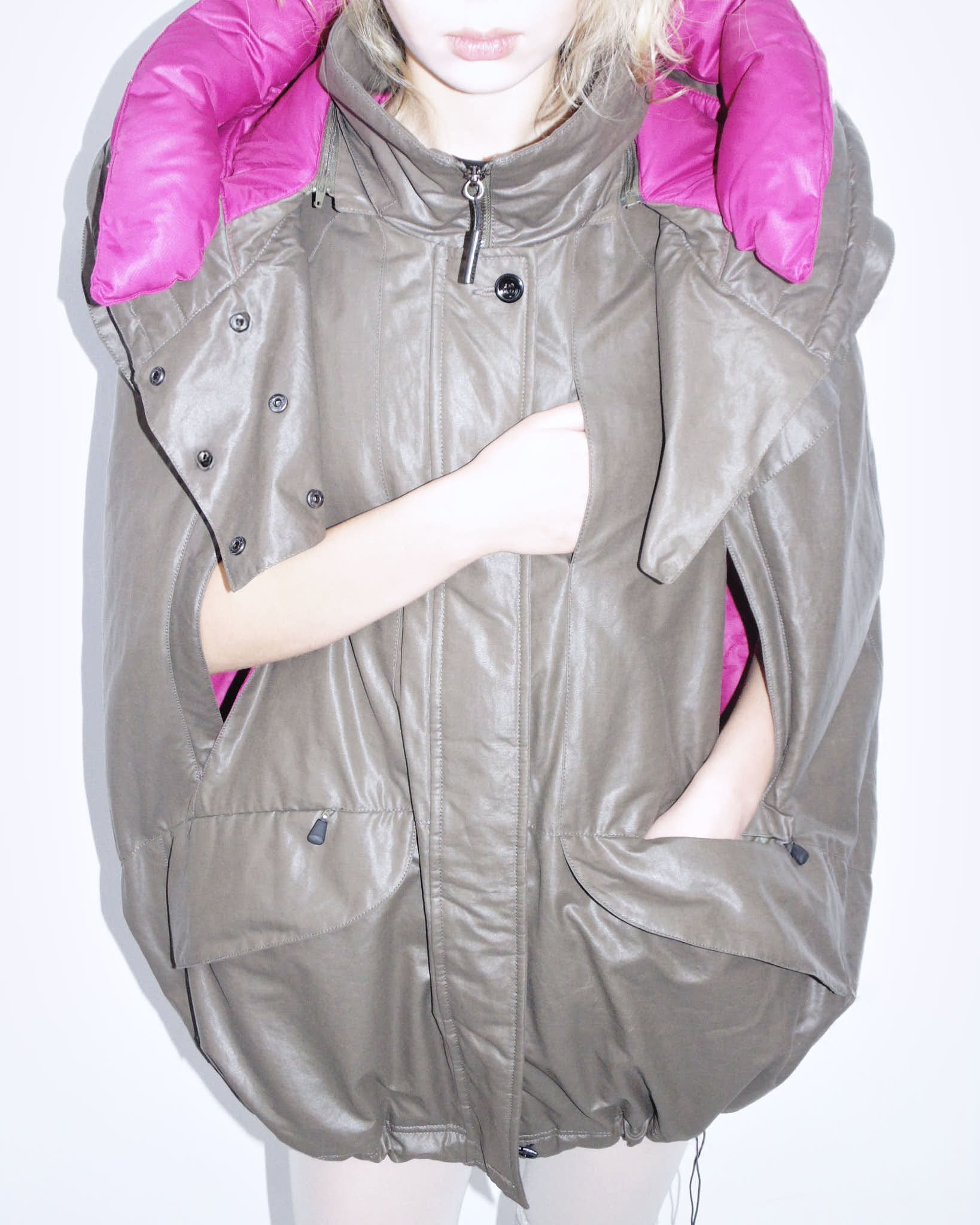 multipurpose waterproof maude jacket/poncho – ANEMONIA