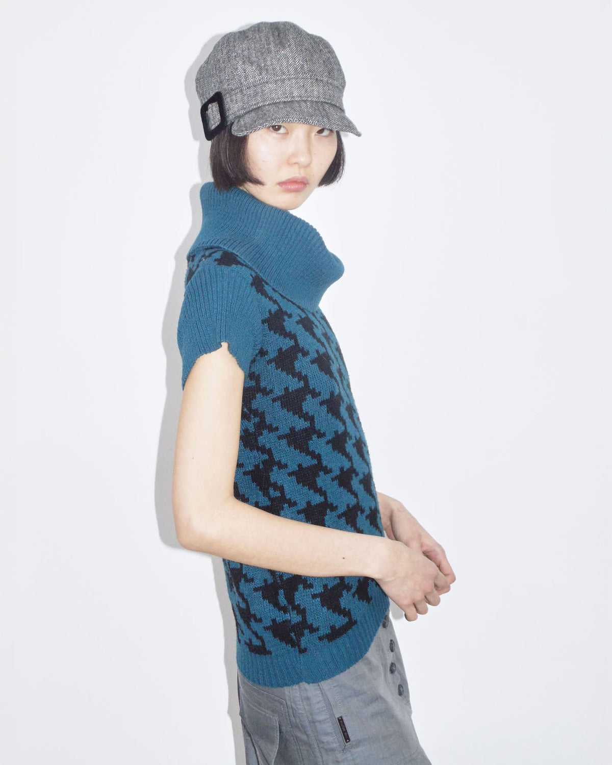 pied-de-poule short sleeve turtle neck knit