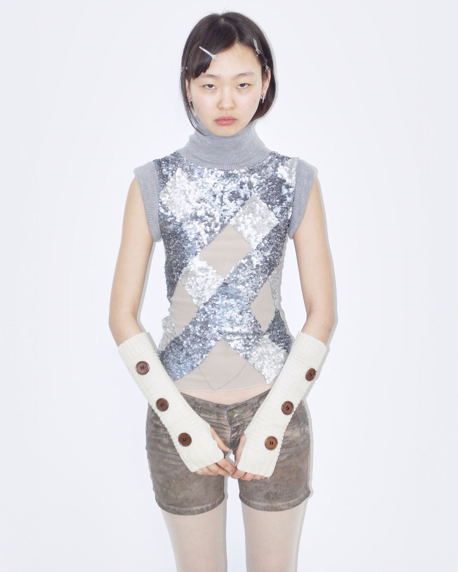 cream button arm warmers