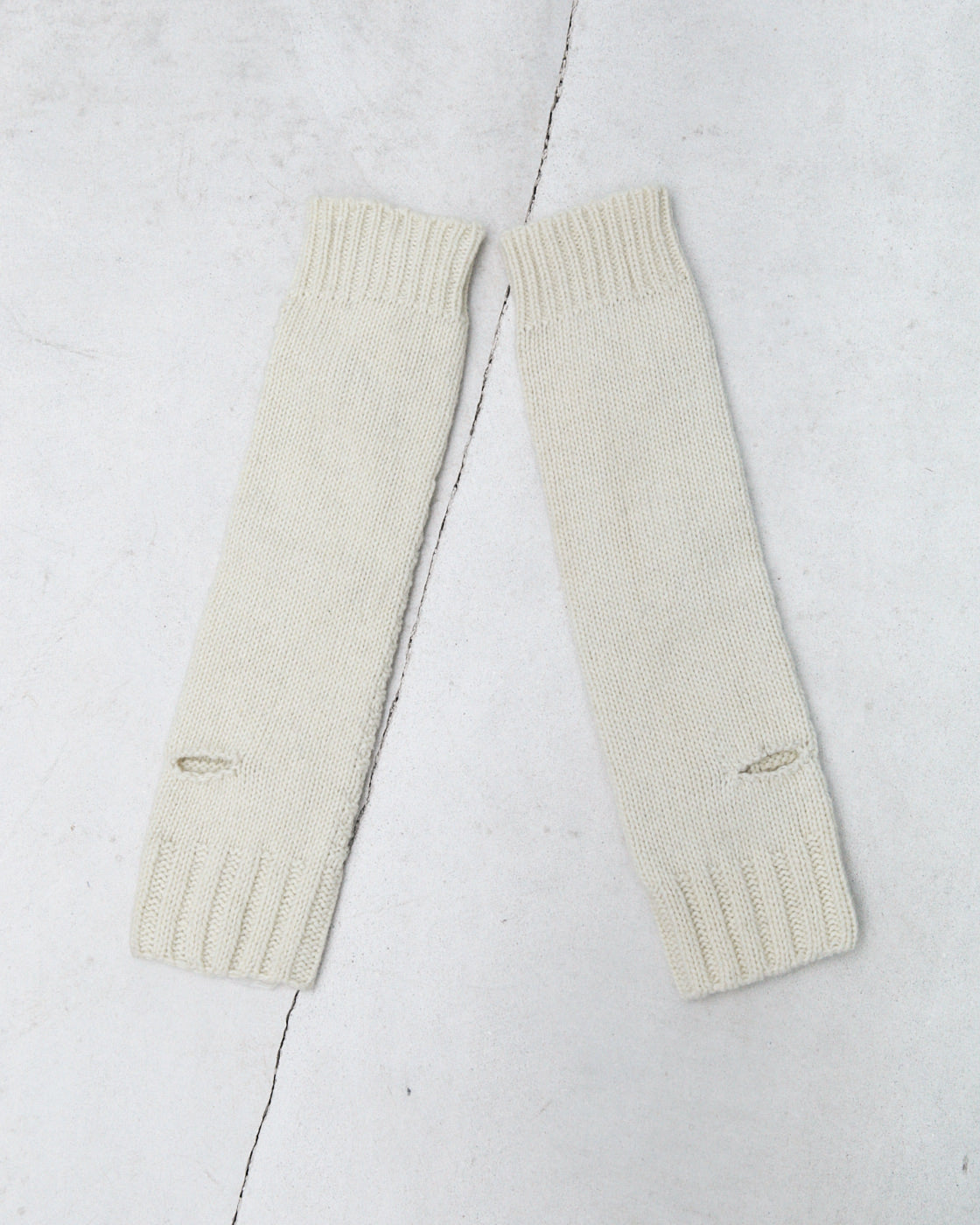 cream button arm warmers