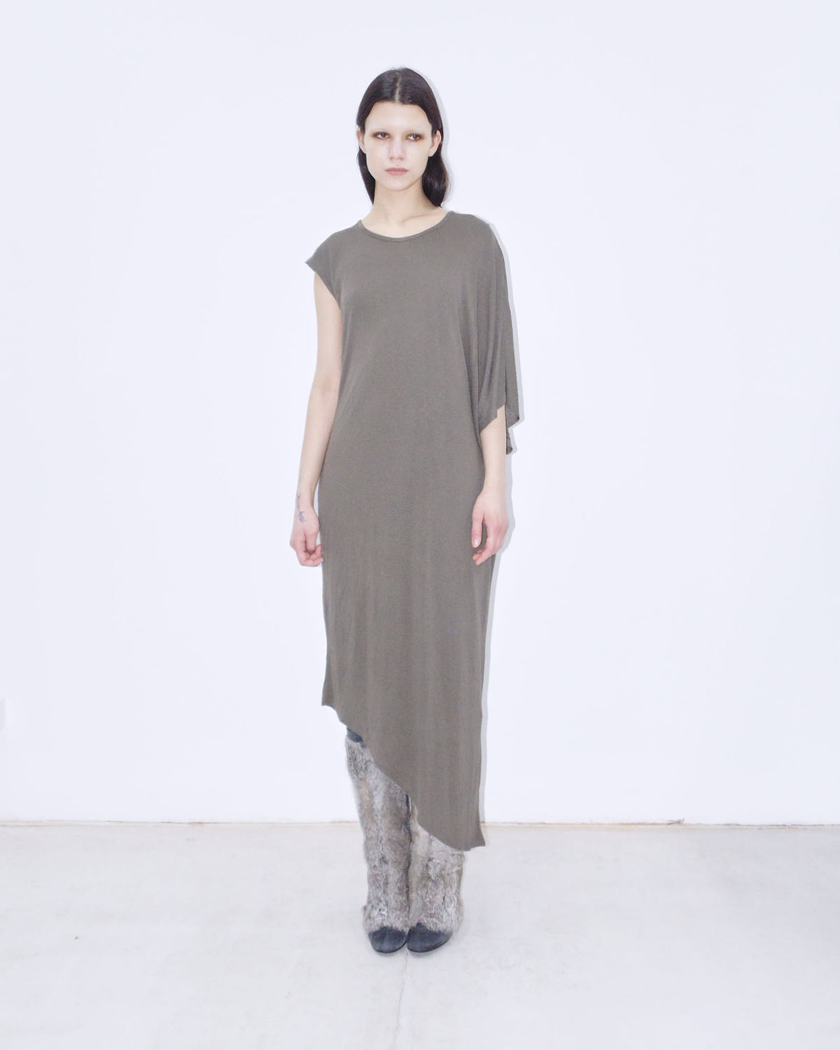 khaki dress with asymmetrical sleeves