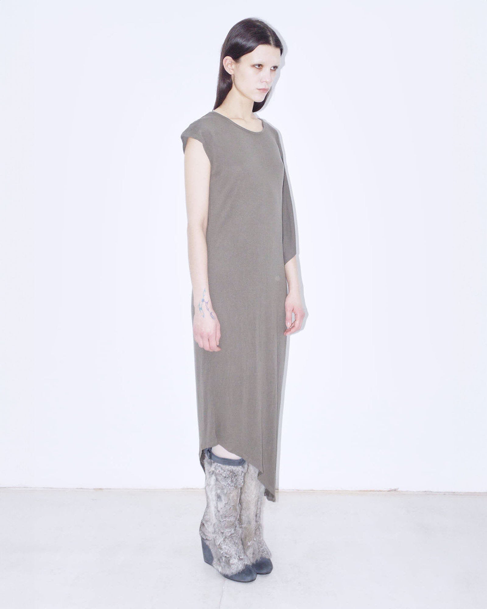 khaki dress with asymmetrical sleeves
