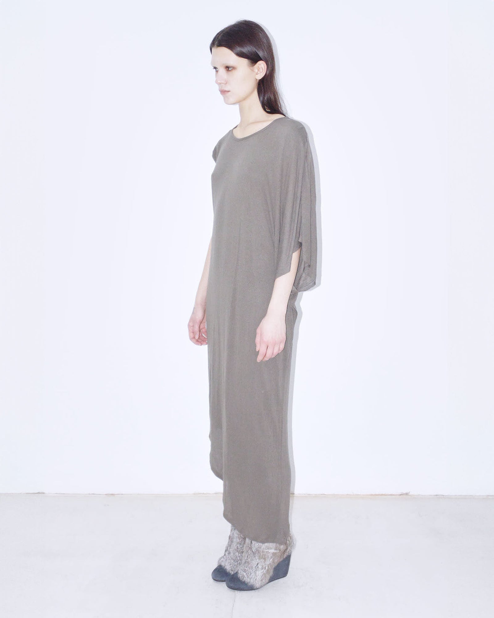khaki dress with asymmetrical sleeves