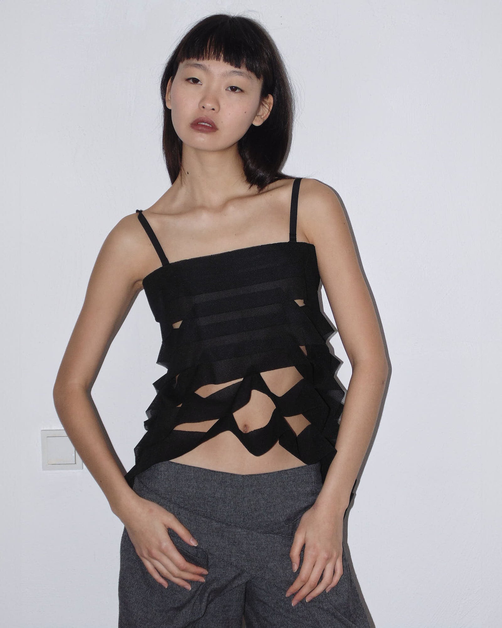 waves black top
