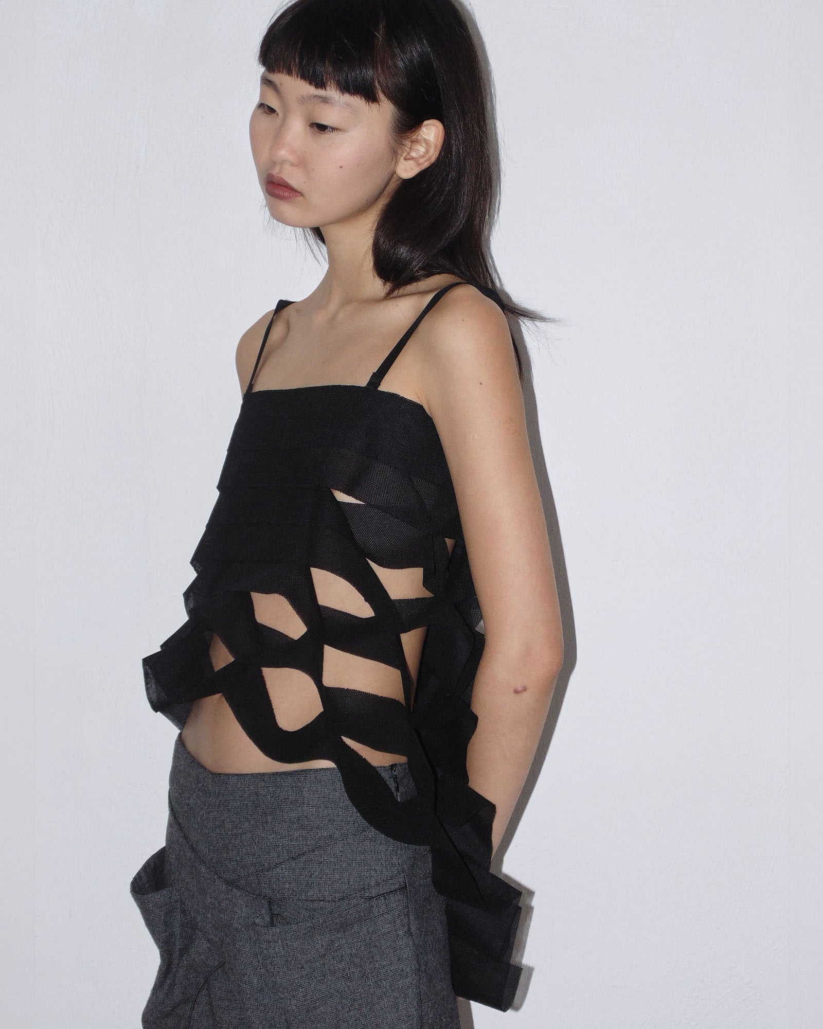 waves black top